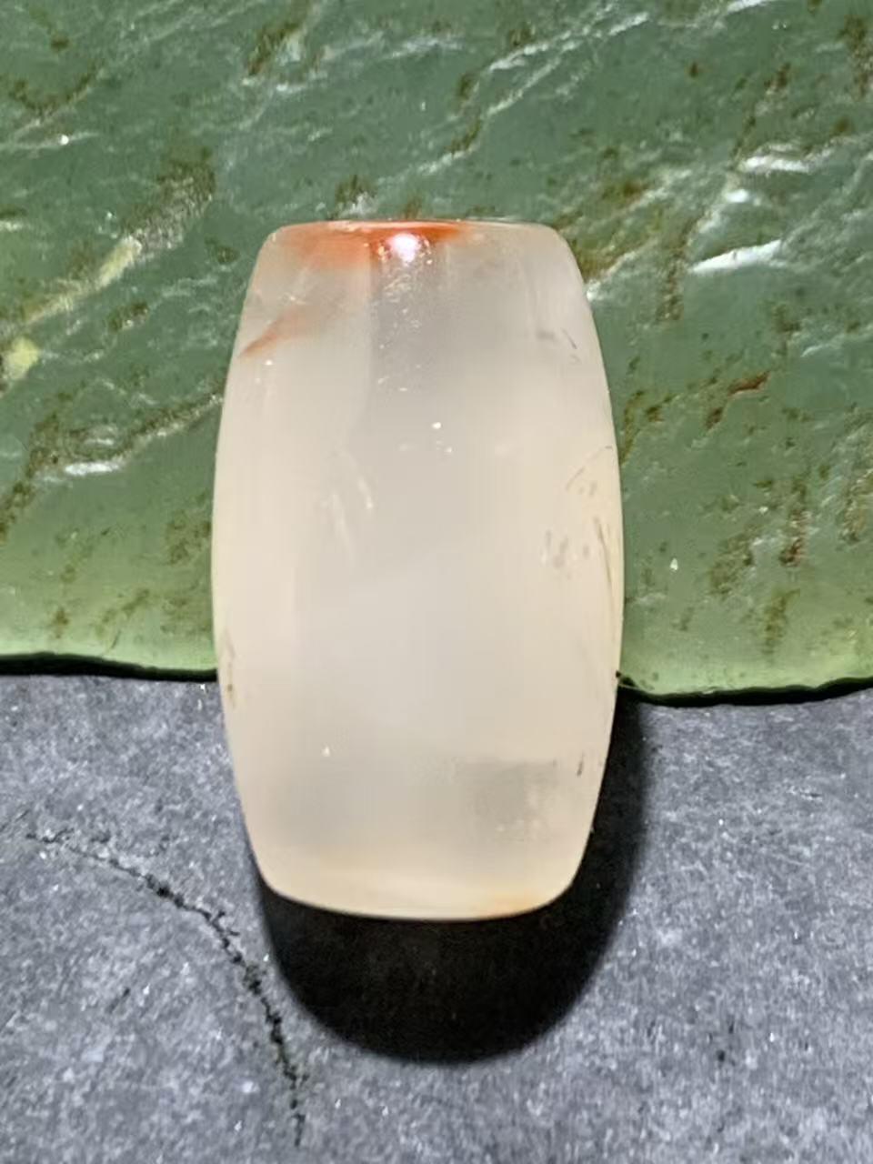 川料南红玛瑙荔枝冻飘红通货桶珠一颗！