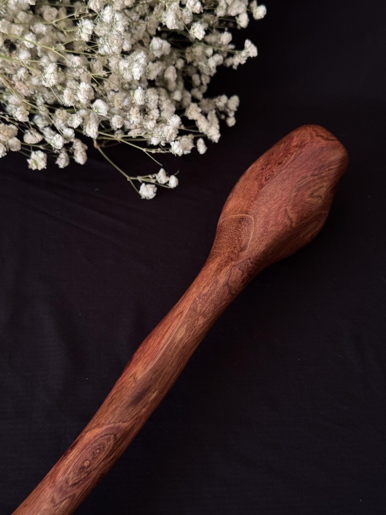 零元拍：NO.16海南黄花梨随形文玩把玩棍，尺寸长约：34CM