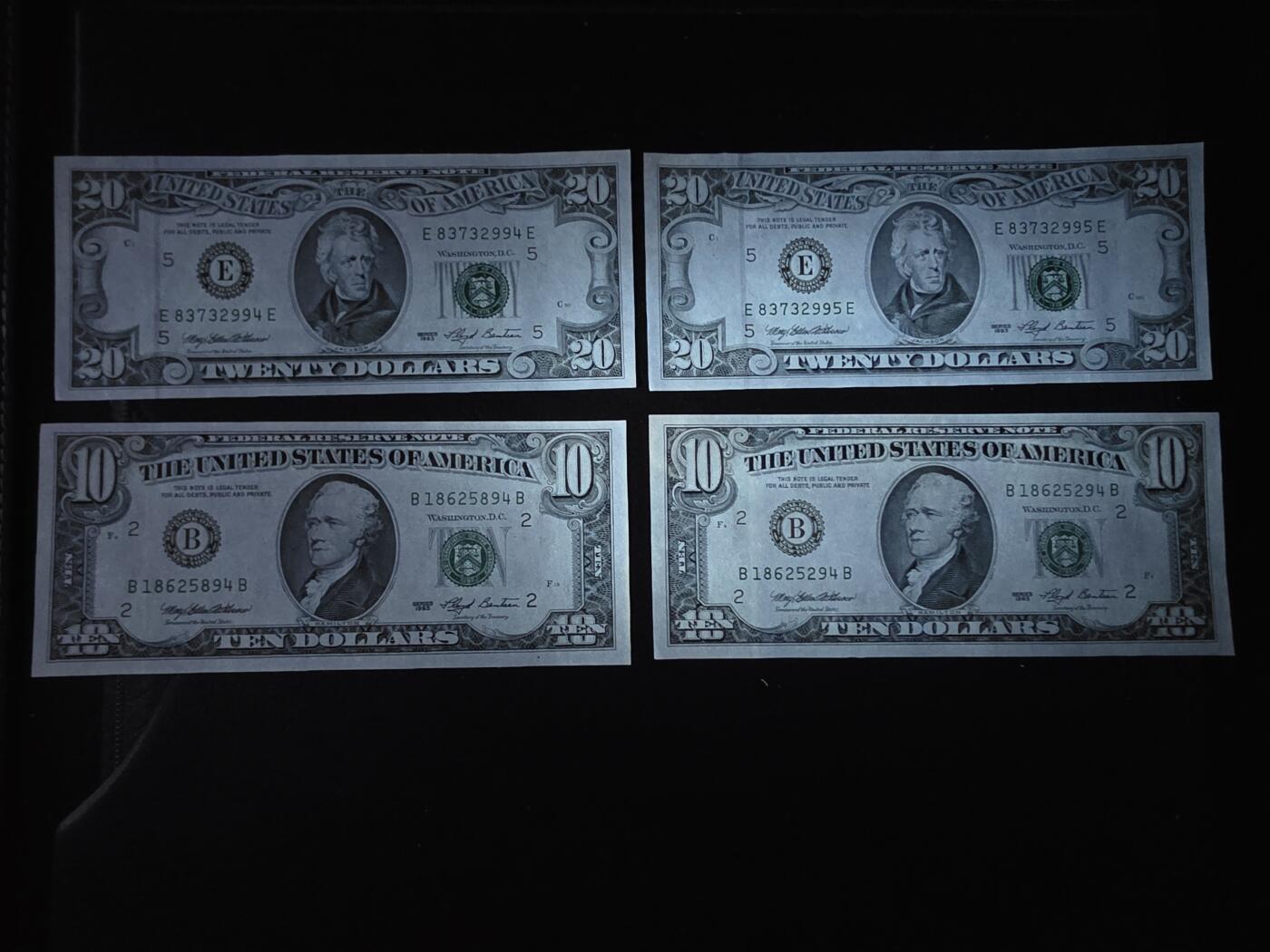 叁拾收藏第35期 小头美元4张  UNC