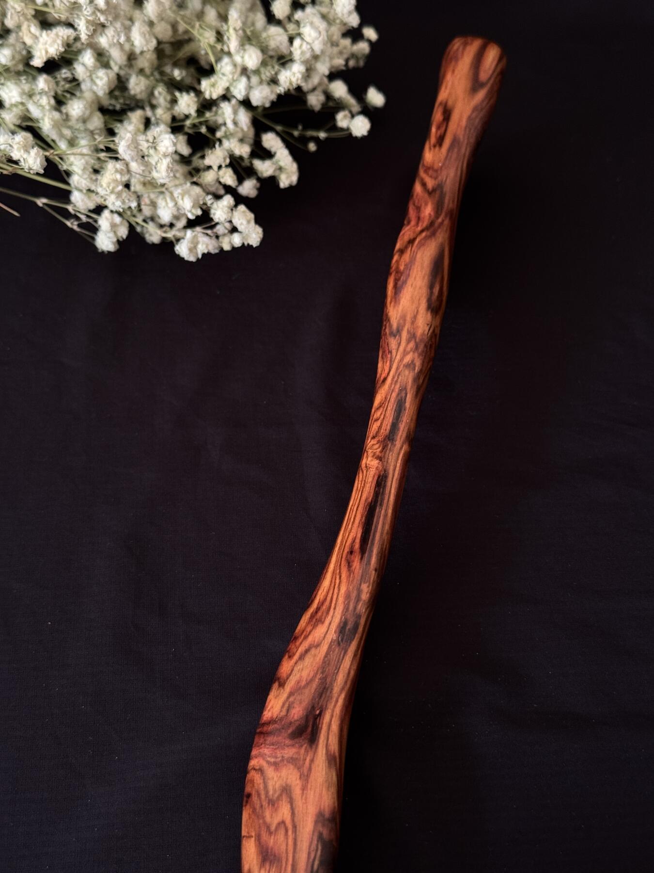 零元拍：NO.14海南黄花梨随形文玩把玩棍，尺寸长约：28.5CM