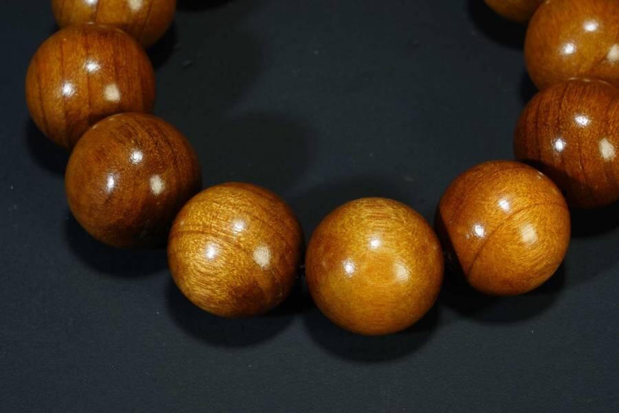 上海都达杂项专场六十八【全场包邮】 天然金丝楠木2.0圆珠手串 附鉴定证书95-037