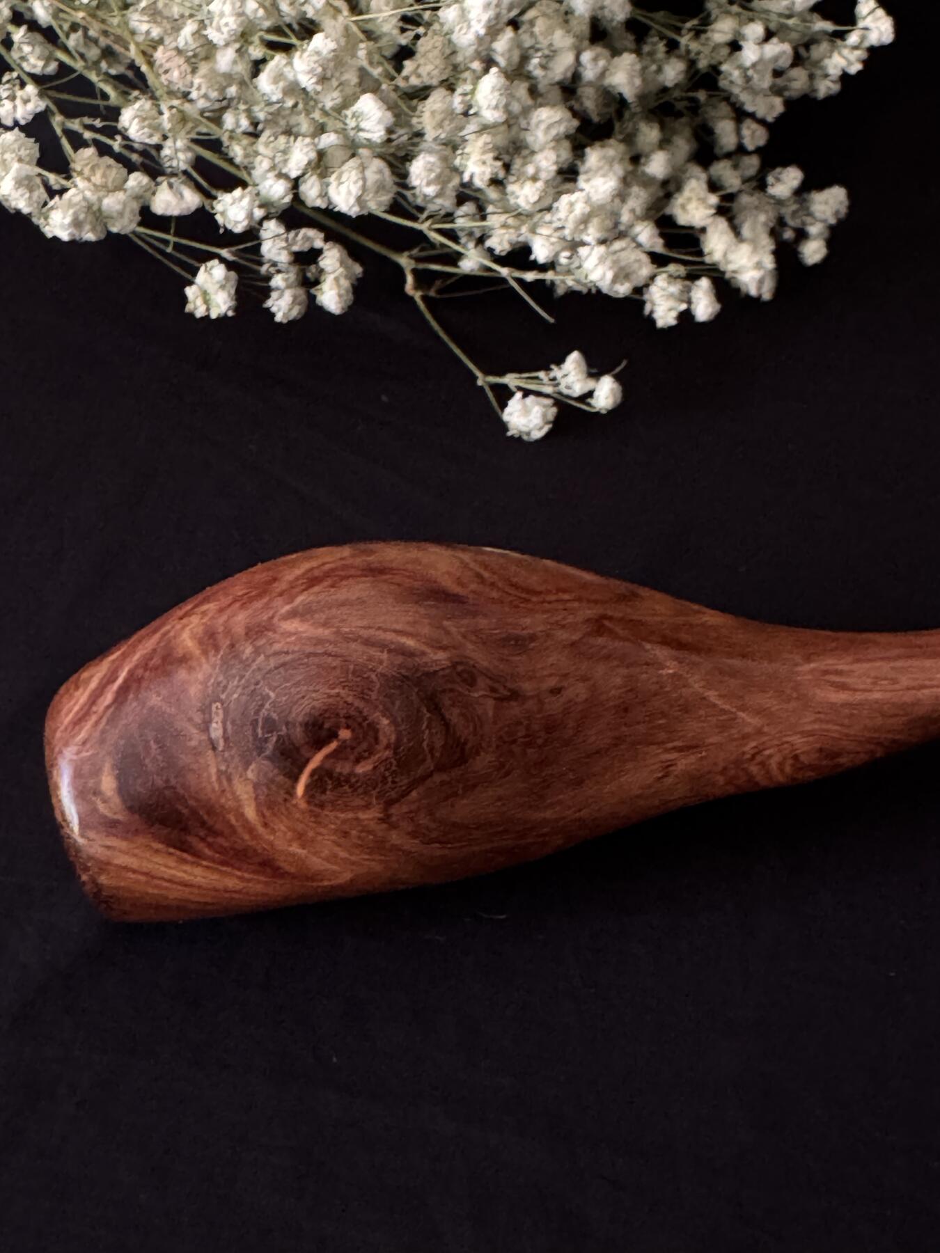 零元拍：NO.16海南黄花梨随形文玩把玩棍，尺寸长约：34CM