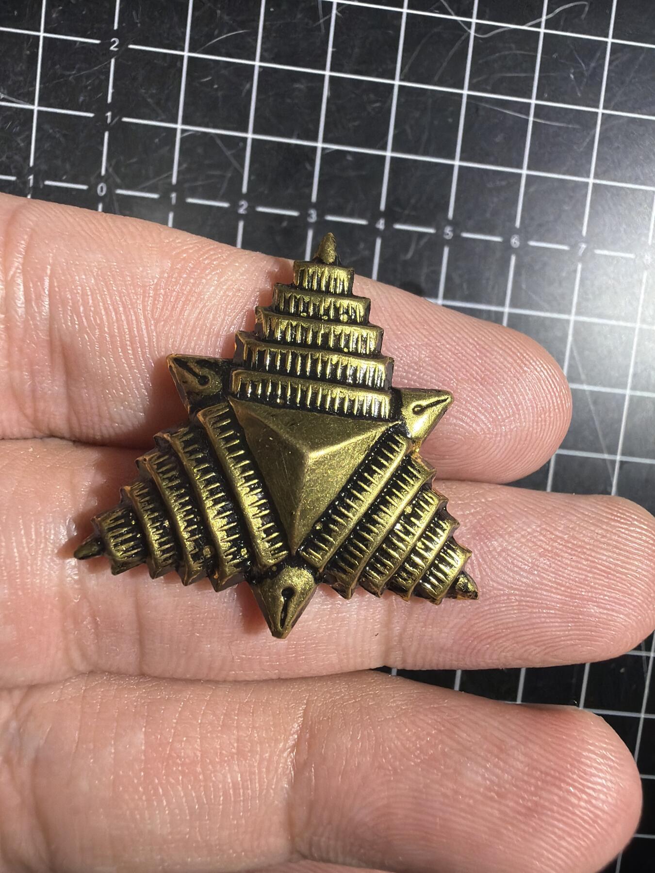 古冰库章牌勋赏收藏0起拍卖 日本学员帽徽