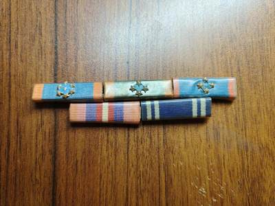 蜀地medal 2026春季精品专场 第5场 - 退台上校的一组略章 本期大部分台章均来自他