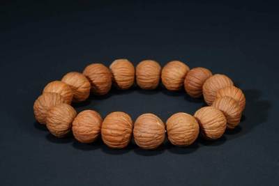 上海都达杂项专场102【全场包邮】  猴头凤羽核桃手串96-180