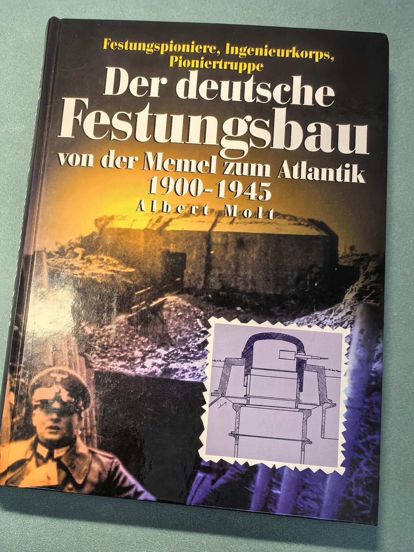 盛世勋华——号角文化勋章邮票专场拍卖第313期 德文军事历史文献 《要塞工兵、工程兵团、工兵部队：德国的防御工事建造》 记录了从20世纪初到1945年战败期间，德军从波罗的海的梅梅尔（Memel）防线一直部署到西部大西洋壁垒（Atlantikwall）的各类防御工事、碉堡建筑与工程技术历史 