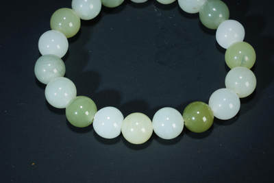 上海都达杂项专场102【全场包邮】  天然和田玉1.0圆珠手串 附鉴定证书96-54