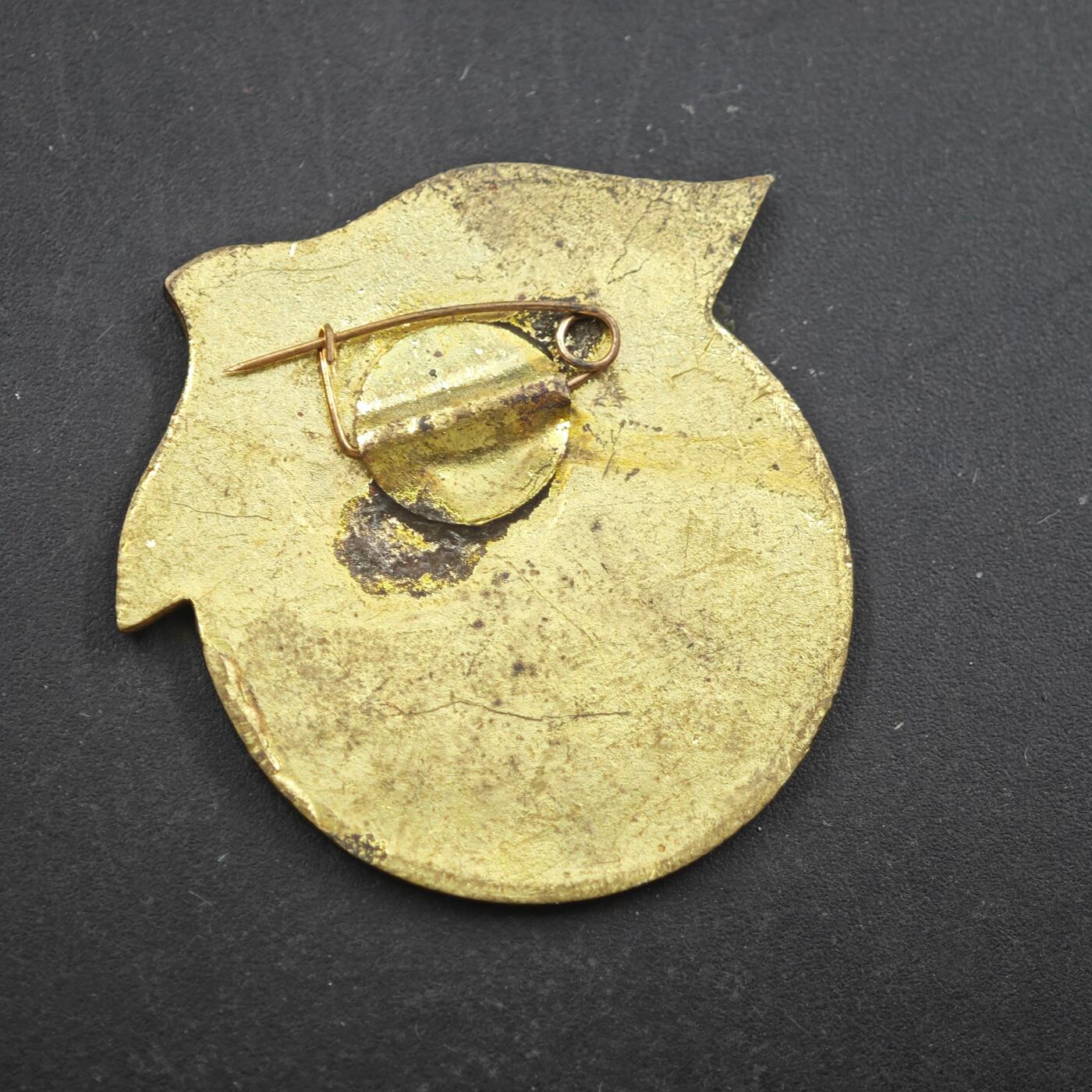 4月8日结束，成斌徽章钱币专场 越南祖国解放证章