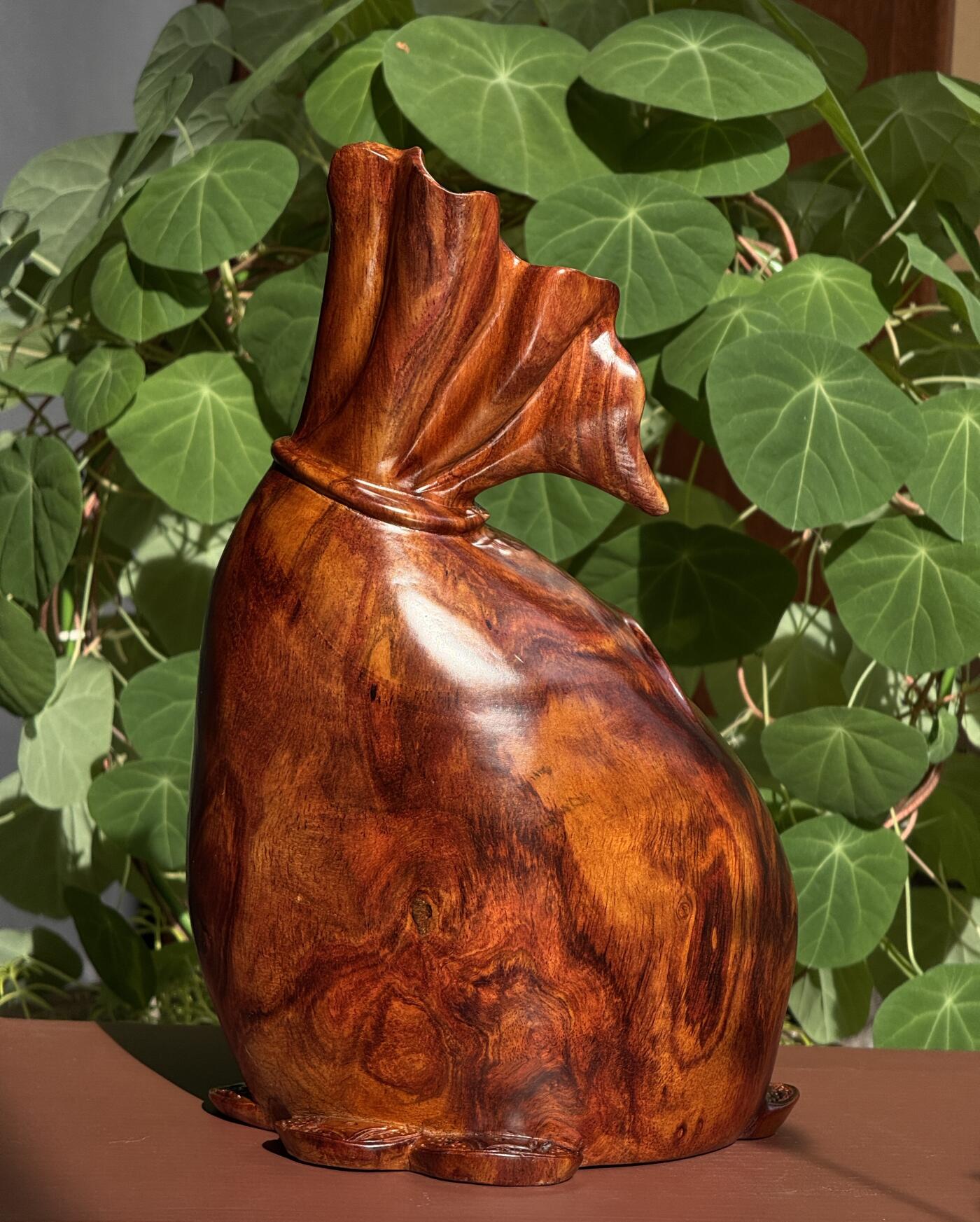 零元拍：越南黄花梨风水摆件钱袋子大摆件，满花精工。尺寸约：24/15CM。