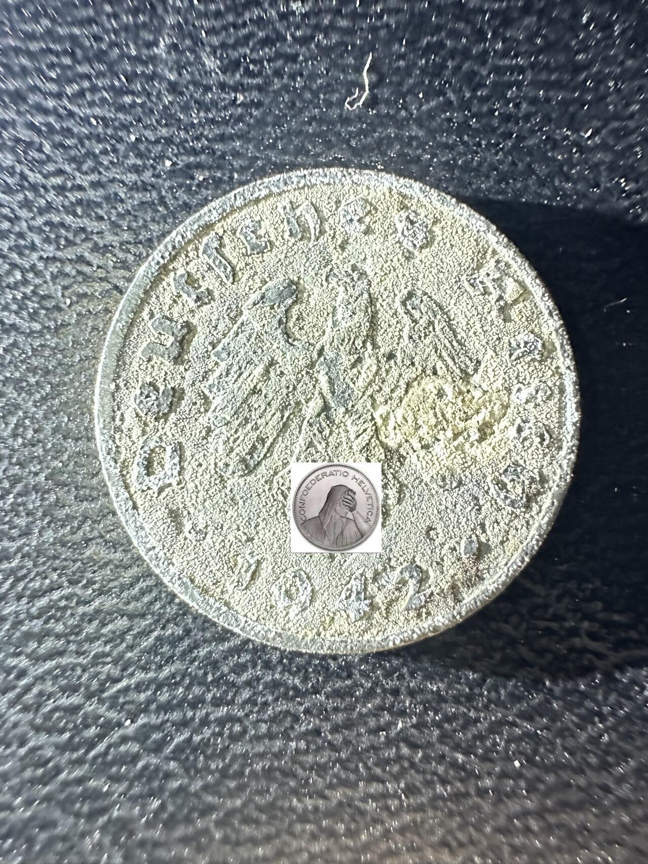 丙午马年四月第二场 。本期更新各类稀有品种 德三1942年1芬尼。品相如图。属于二战时期。需要原图请联系本店。（不设起拍放漏）