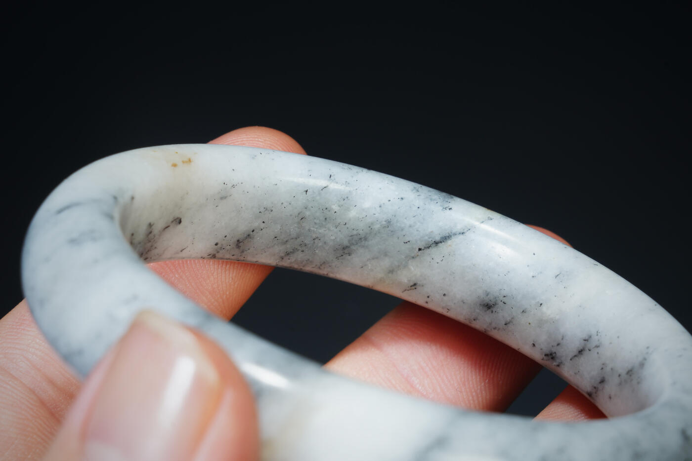 上海都达杂项专场六十九【全场包邮】 天然和田玉点墨青花手镯96-31