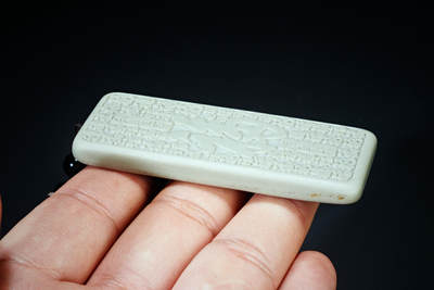 上海都达杂项专场102【全场包邮】  戈壁彩泥石刻百福手把件96-262