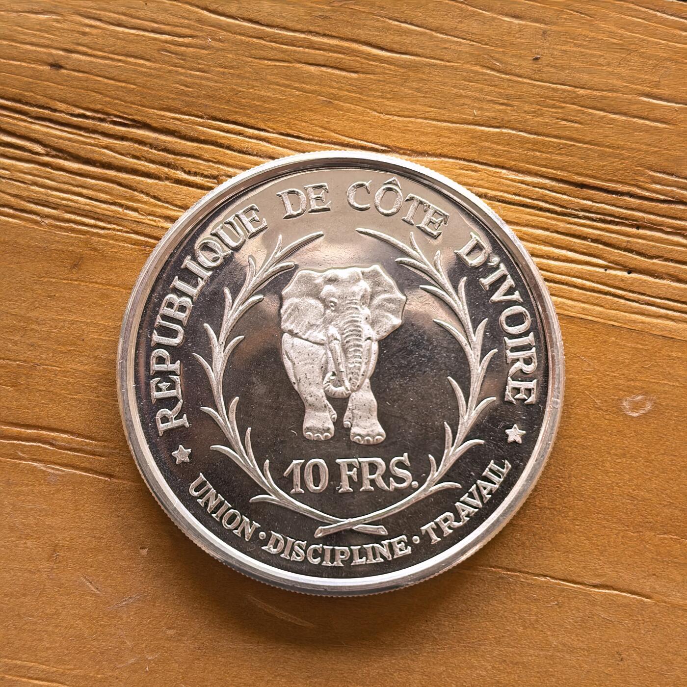 道一币馆币章第一百七十三场 科特迪瓦1966年大象10法郎银币  25g 925s
