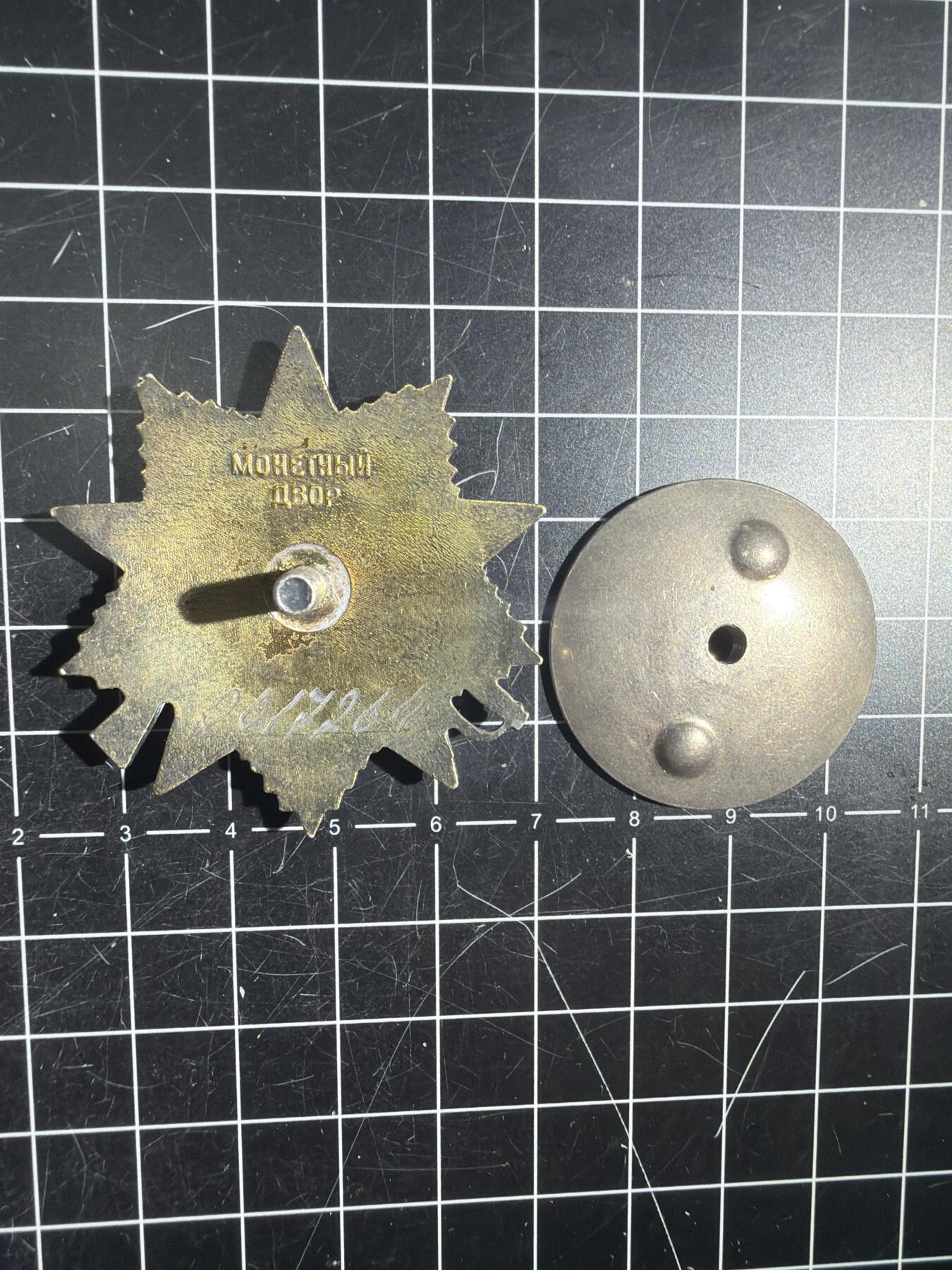 古冰库章牌勋赏收藏0起拍卖 苏联85一级卫国勋章 银质 银价四五百