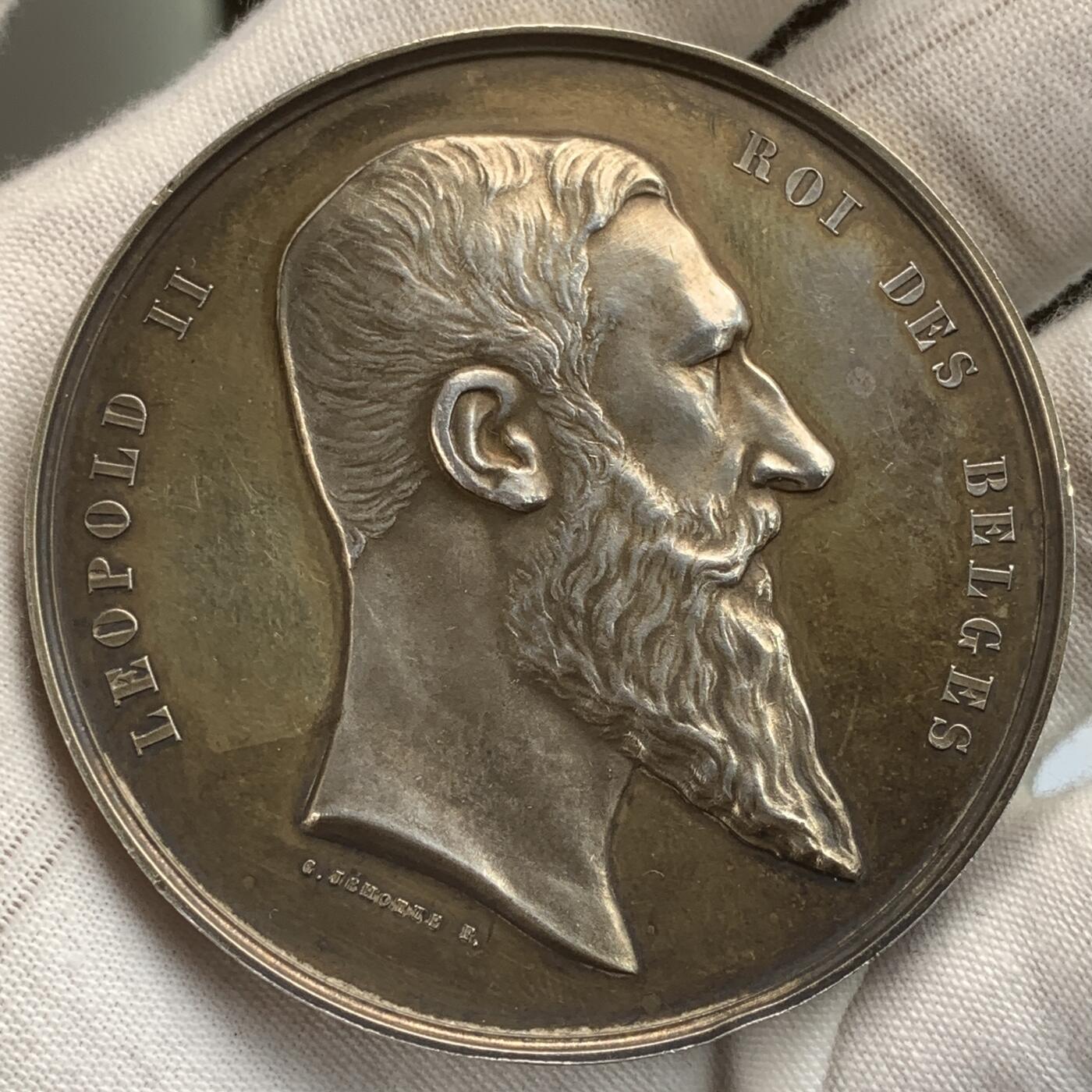 掌中浮雕-藏着的欧洲第057场