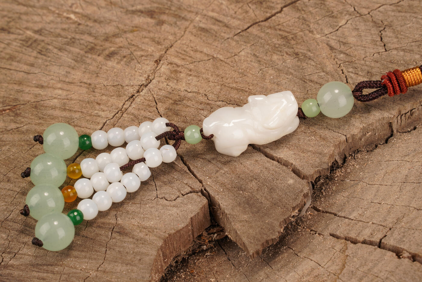 上海都达杂项专场六十九【全场包邮】 各式翡翠挂件 5件套96-195