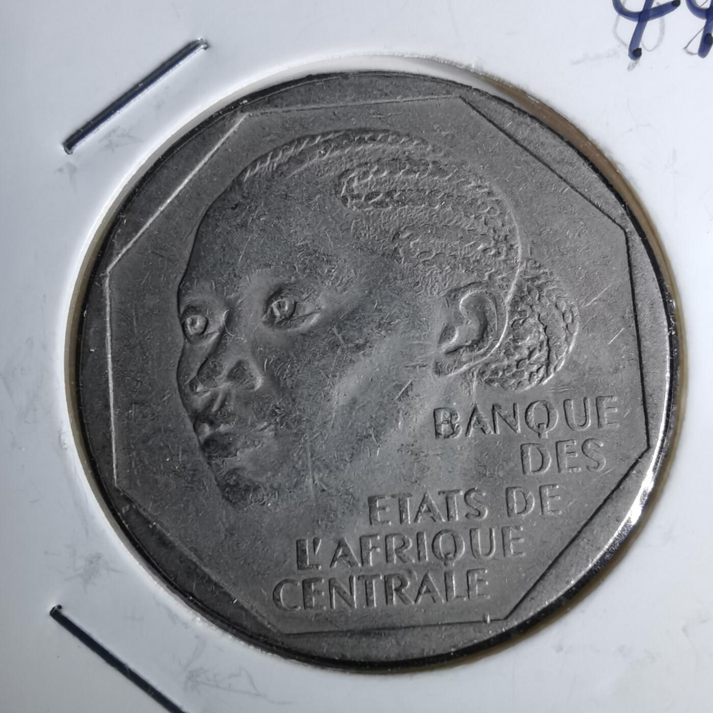 沼泽如烟--第1044场 加蓬1985年500法郎