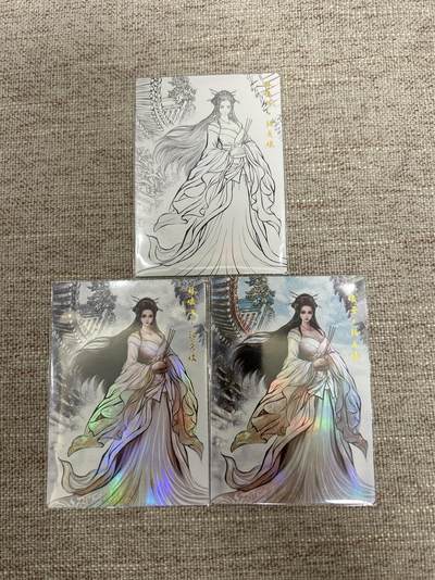 喜灰玩卡拍卖第七期，接拍品0佣金，欢迎送拍，释放现金流，让自己有资金可以购买更多喜欢的卡牌，让别的卡友能淘到更多心仪的卡牌 - 卡德曼 张建东水浒第二弹 彩闪特卡张贞娘 一套3张（原色、水墨、线稿）