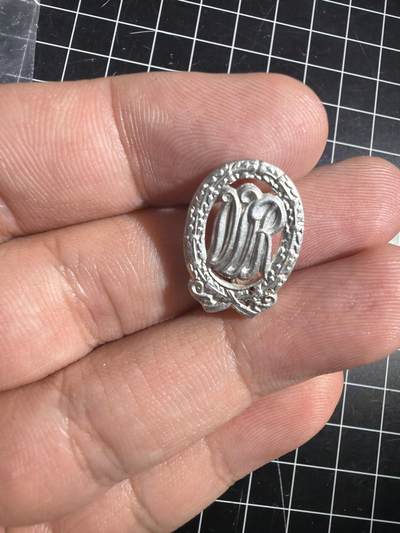 古冰库章牌勋赏收藏0起拍卖 - 东德体育铝章