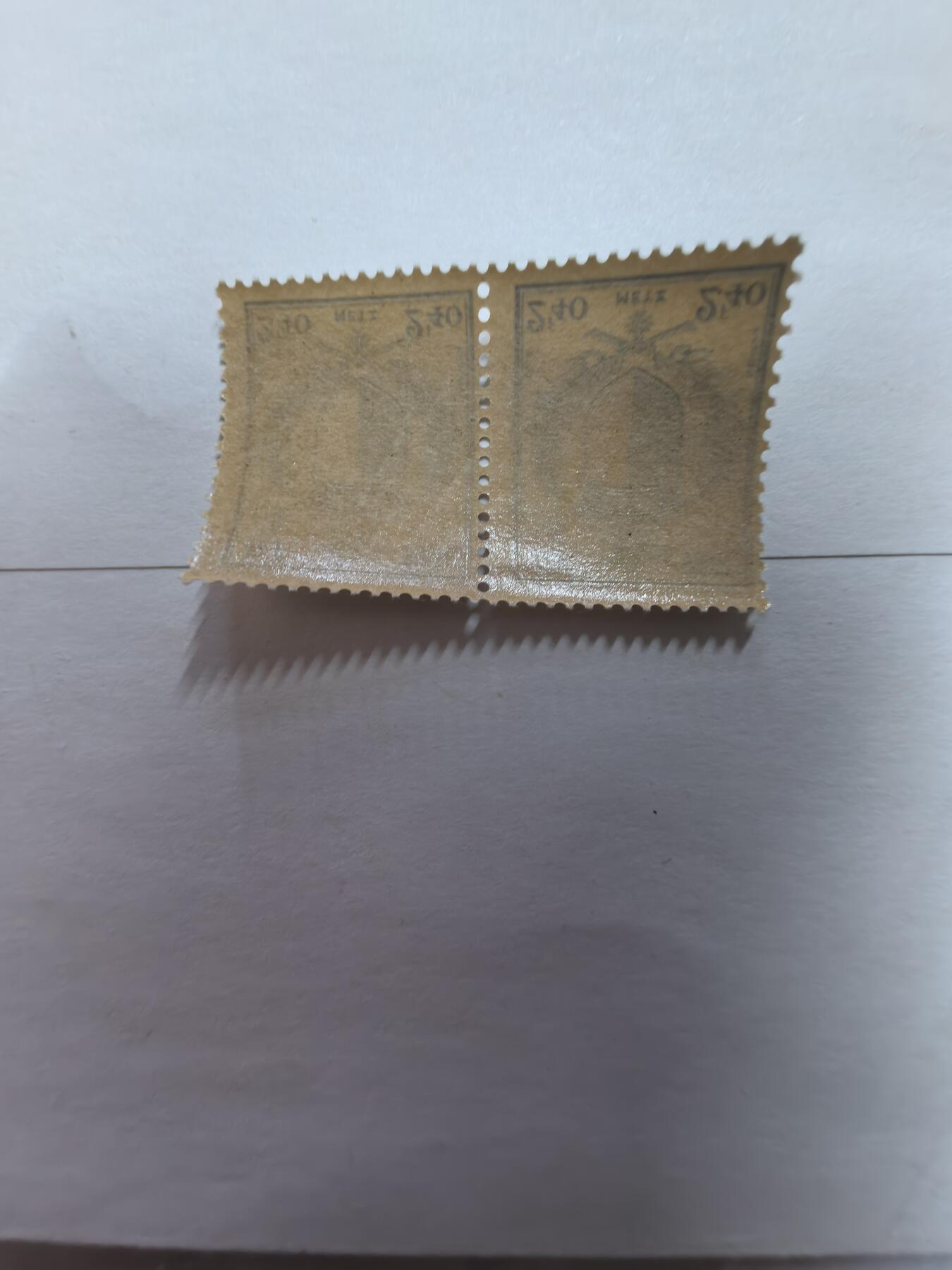 杂票 法国邮票 城徽1枚新雕双连