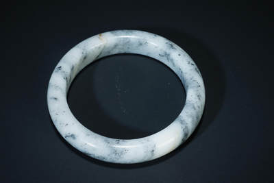 上海都达杂项专场六十九【全场包邮】 - 天然和田玉点墨青花手镯96-31