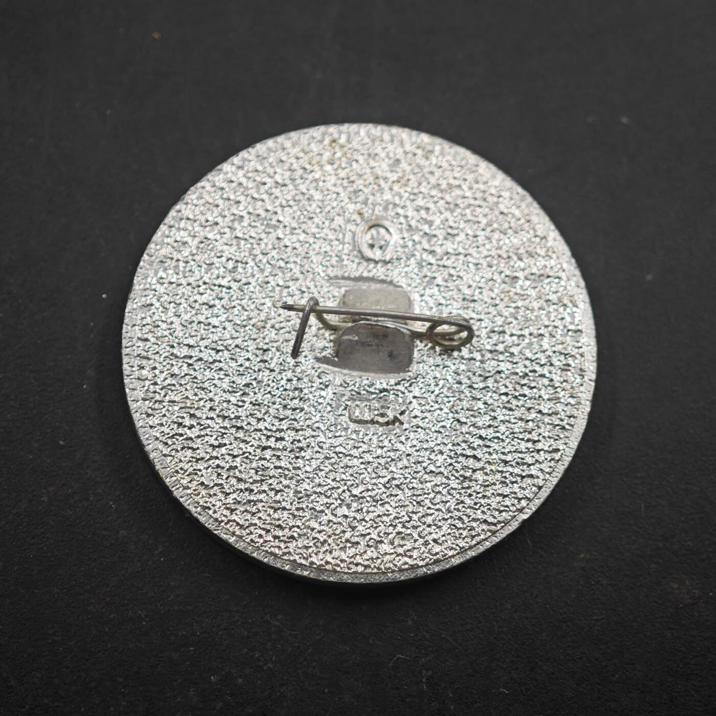 4月8日结束，成斌徽章钱币专场 苏联儿童保险主题纪念章