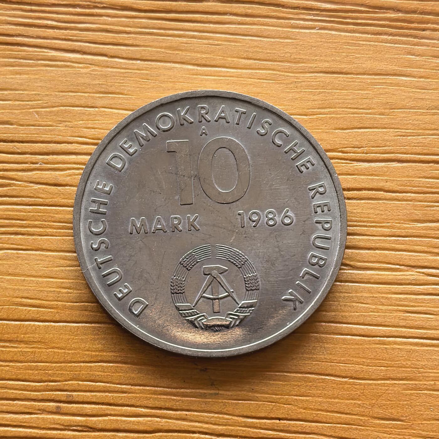 道一币馆币章第一百七十三场 民主德国1986年政治家恩斯特·塔尔曼诞辰100周年10马克纪念币