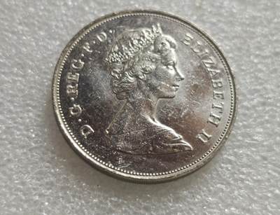 瓶子🏺第236期拍卖会 -  英国皇家铸币局为纪念1981年7月29日查尔斯王子（现任英国国王）与戴安娜·斯宾塞的世纪婚礼发行的纪念币，面值为25便士（1克朗），是英国最具知名度的现代纪念币之一