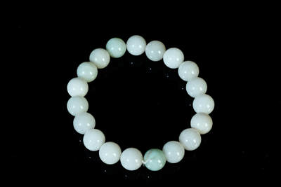 上海都达杂项专场102【全场包邮】  石英岩玉1.0圆珠手串 附鉴定证书96-196