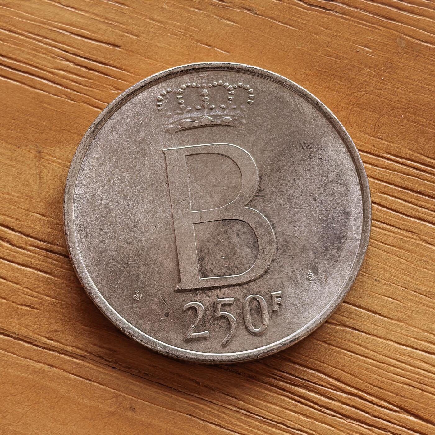 道一币馆币章第一百七十三场 比利时1976年博杜安一世国王银婚纪念250法郎银币  25g 835s