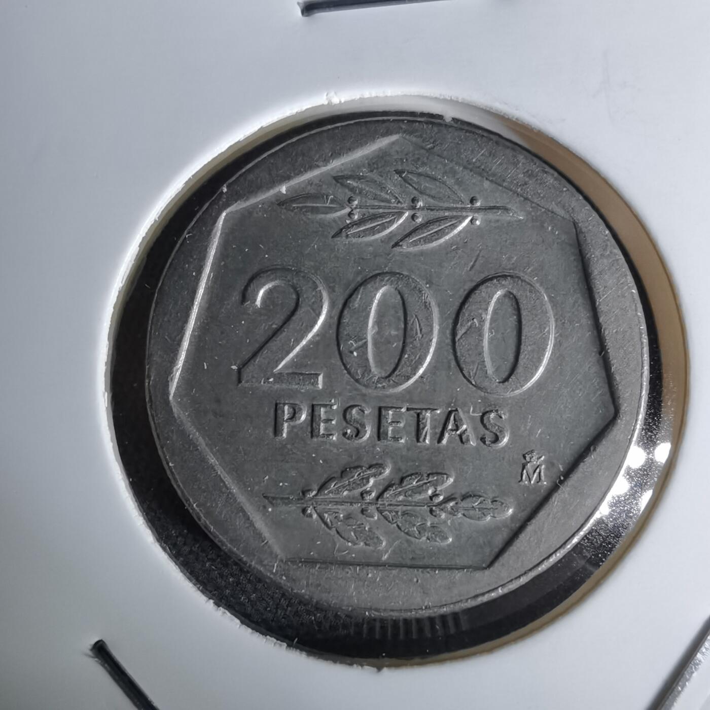 沼泽如烟--第1044场 西班牙1988年200比塞塔