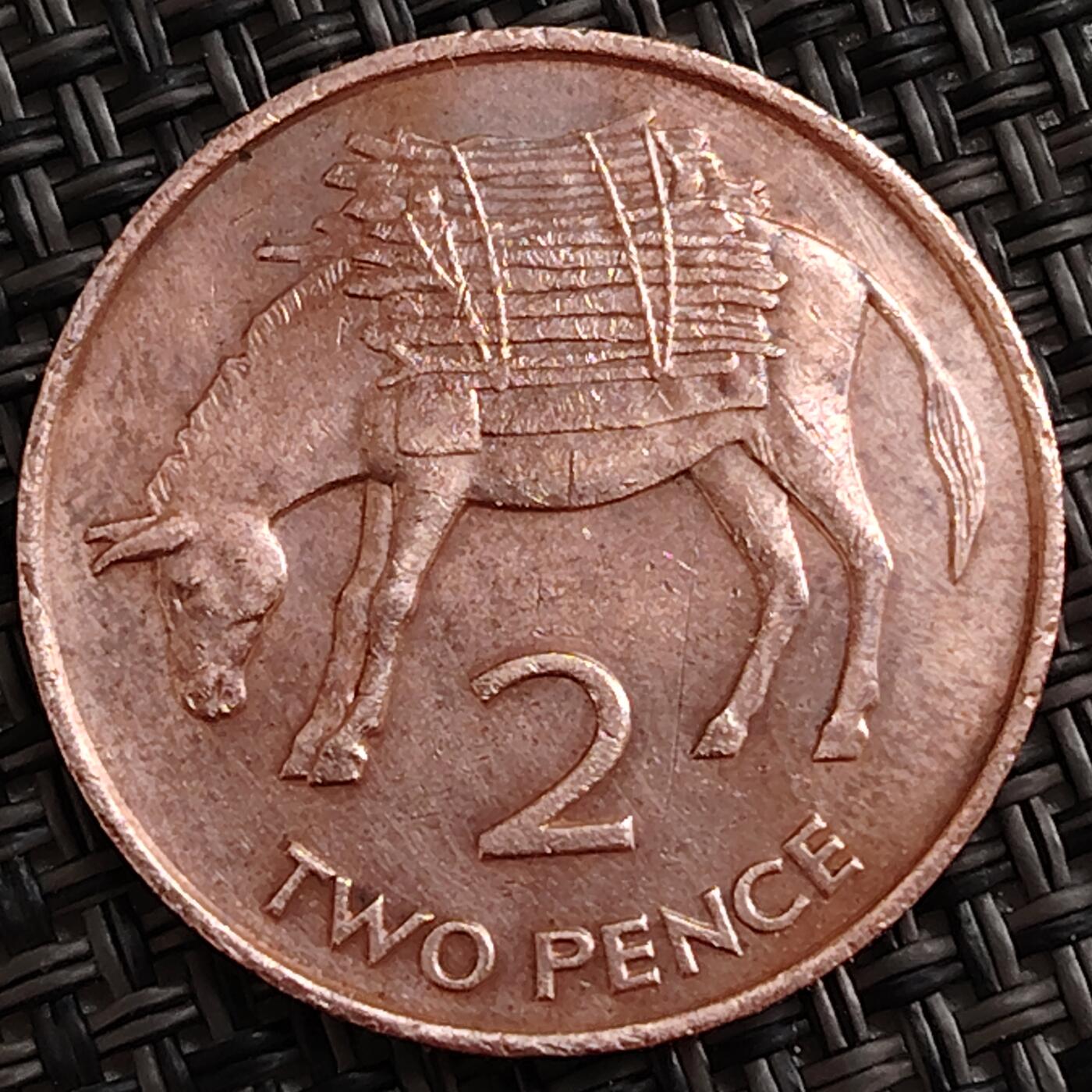 布加迪🐬～世界钱币(上海)🌾第 288 期 /  各国套币和散币 圣海伦娜亚森松 1984年 2便士