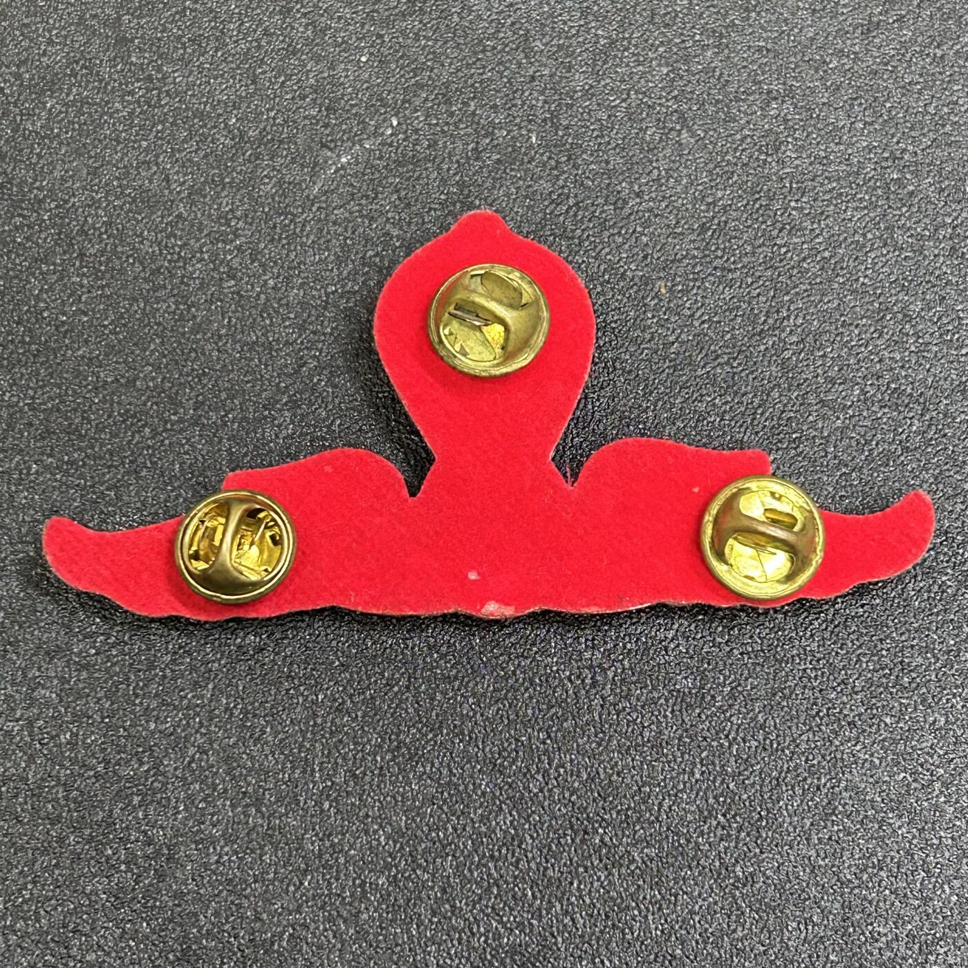 西秦中古拍卖第八十三期  泰国皇家武装力量跳伞证章 少见早期版