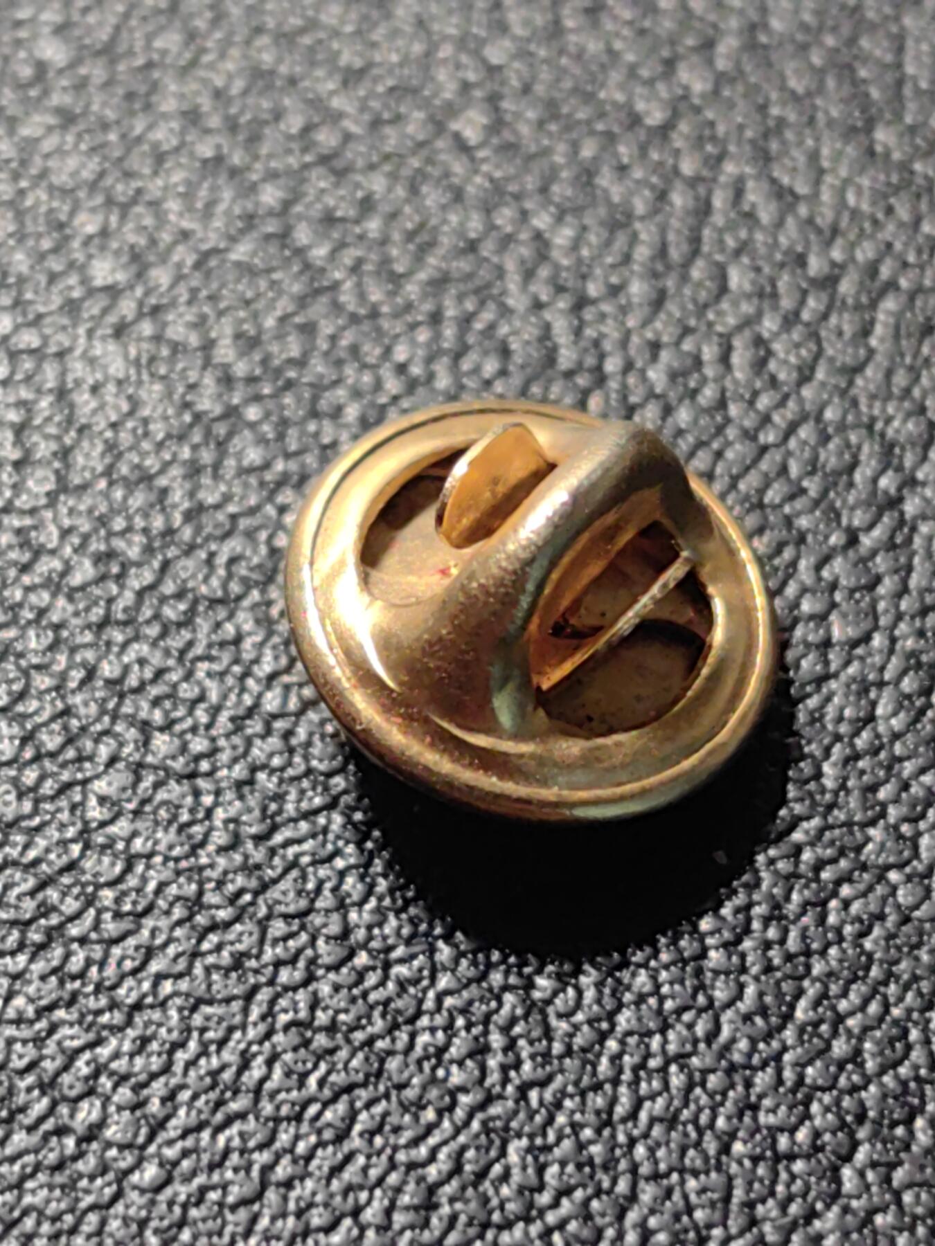 靖甫拍卖第九场 小徽章