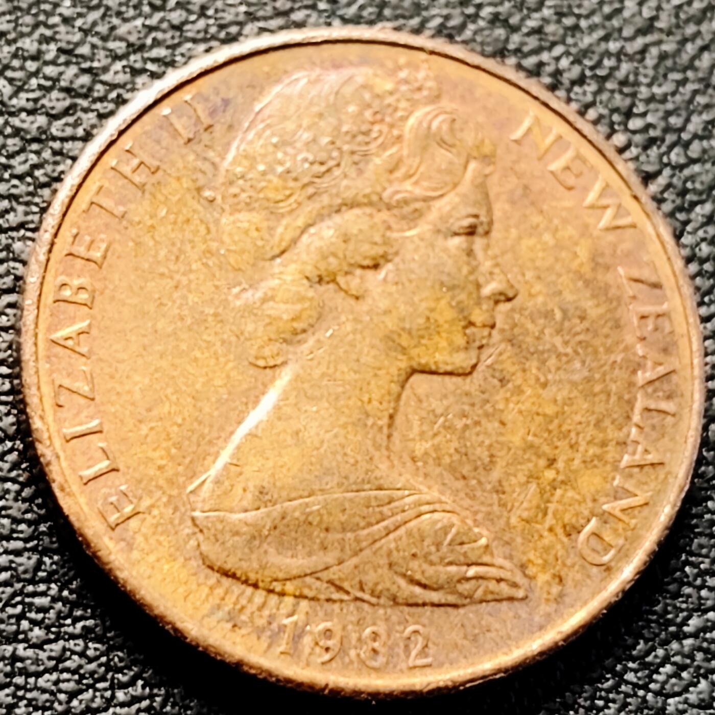 泉币菌-第222场-拍品多 请提前出价 。