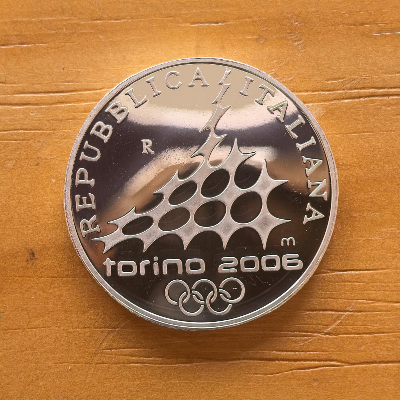 道一币馆币章第一百七十三场 意大利2005年都灵冬奥会10欧元精制银币 -滑雪   22g 925s