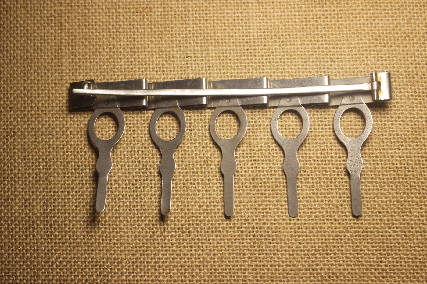 2026.4.11苏、日主题拍卖 五联挂架，钢质，近库存品相