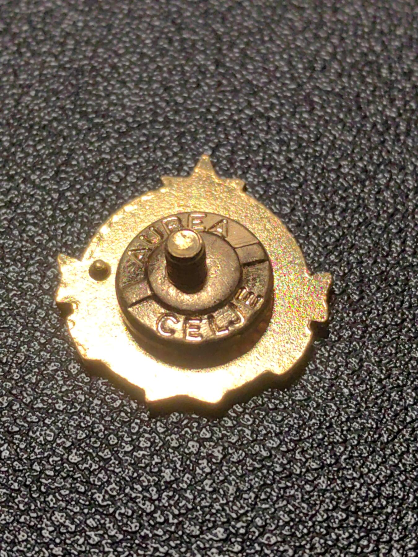 靖甫拍卖第九场 南斯拉夫铜珐琅国徽证章