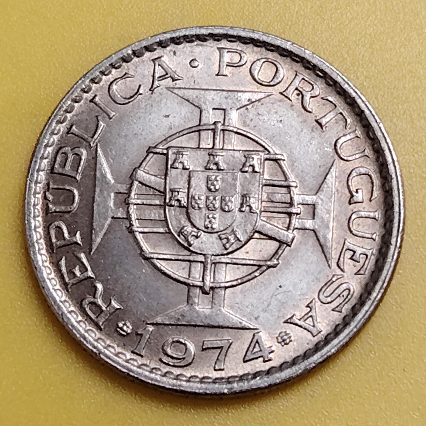 布加迪🐬～世界钱币(上海)🌾第 288 期 /  各国套币和散币