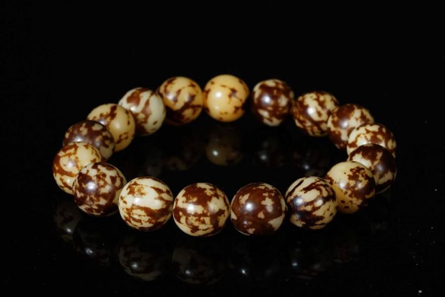 上海都达杂项专场六十九【全场包邮】 天然虎斑菩提手串96-183