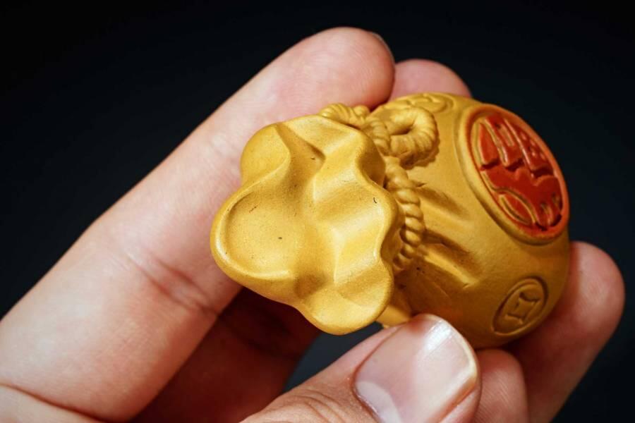 上海都达杂项专场六十九【全场包邮】 紫砂段泥福袋茶宠小摆件96-49