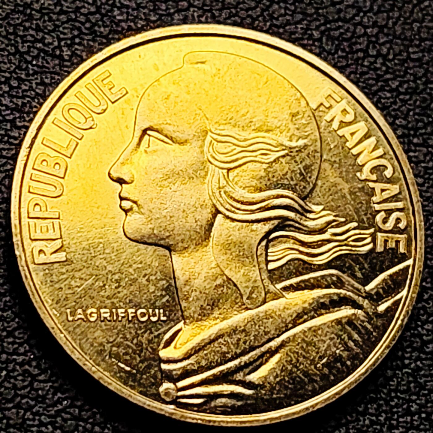 泉币菌-第222场-拍品多 请提前出价 。