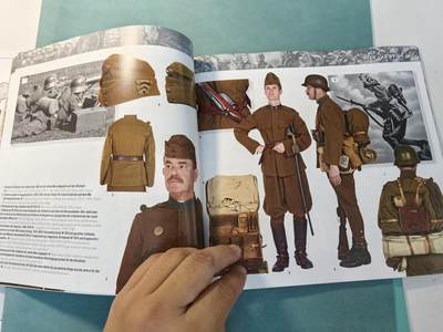 盛世勋华——号角文化勋章邮票专场拍卖第319期 匈牙利出版 匈牙利二战陆军制服 非常专业的文献