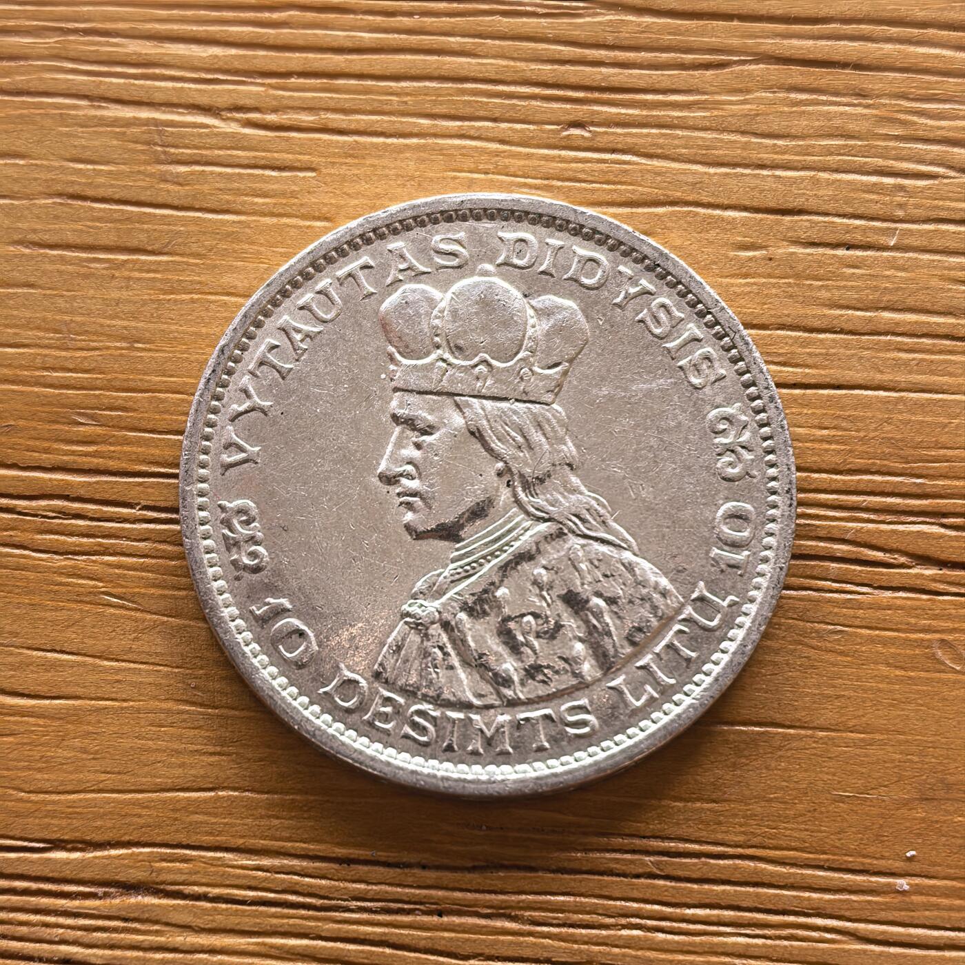 道一币馆币章第一百七十三场 立陶宛1936年马剑10立特银币  18g 750s