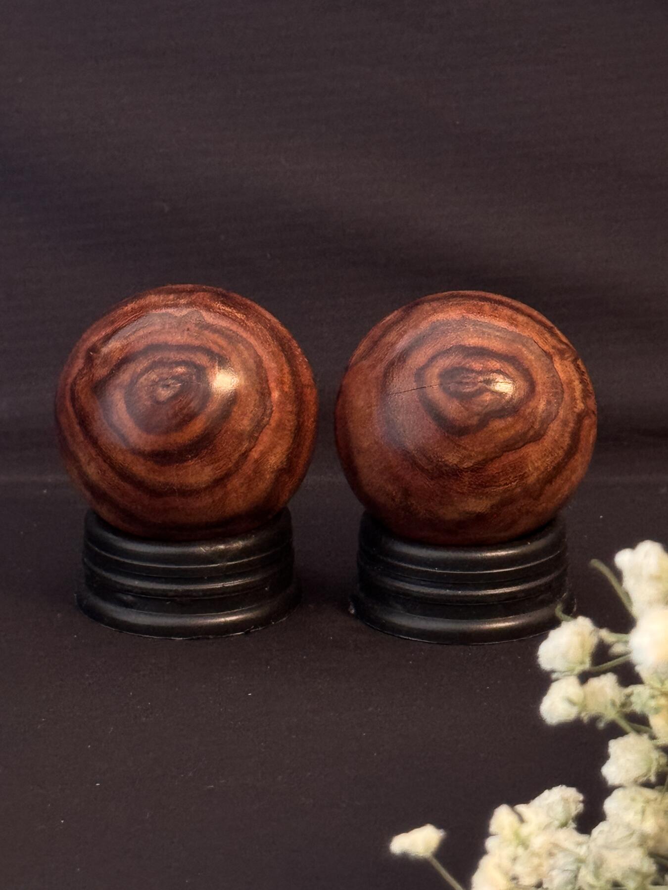 零元拍：海南黄花梨4.0大手球，满花鬼脸