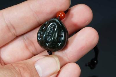 上海都达杂项专场102【全场包邮】  天然和田玉青玉核桃吊坠挂件 附鉴定证书96-264