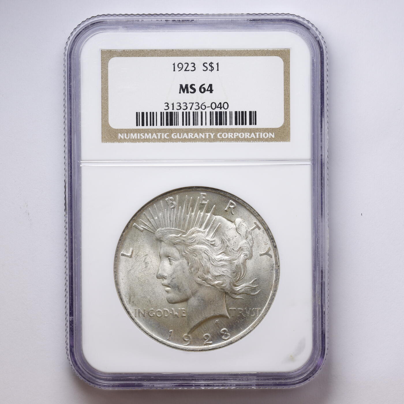 观钱 近现代机制币拍卖No.008（全场顺丰包邮，不区分偏远地区）  美国 1923 年和平银元 1 美元 NGC MS64 未流通原光，自由女神细节完整，银光充沛，品相极佳