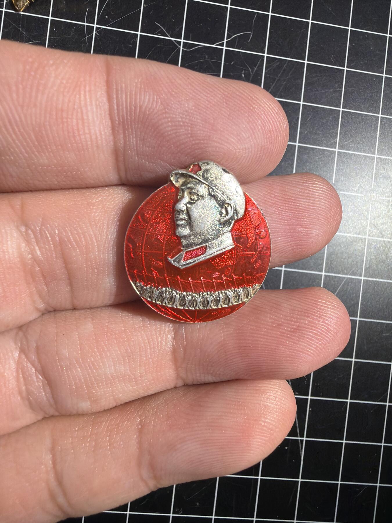 古冰库章牌勋赏收藏0起拍卖 少见军帽地球异型