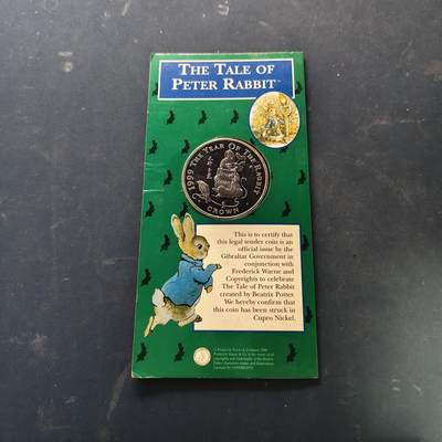 【全场包邮】纯粹捡漏拍519场 - 直布罗陀1999年1克朗彼得兔系列生肖兔年官方卡装克朗型纪念币-PL状态