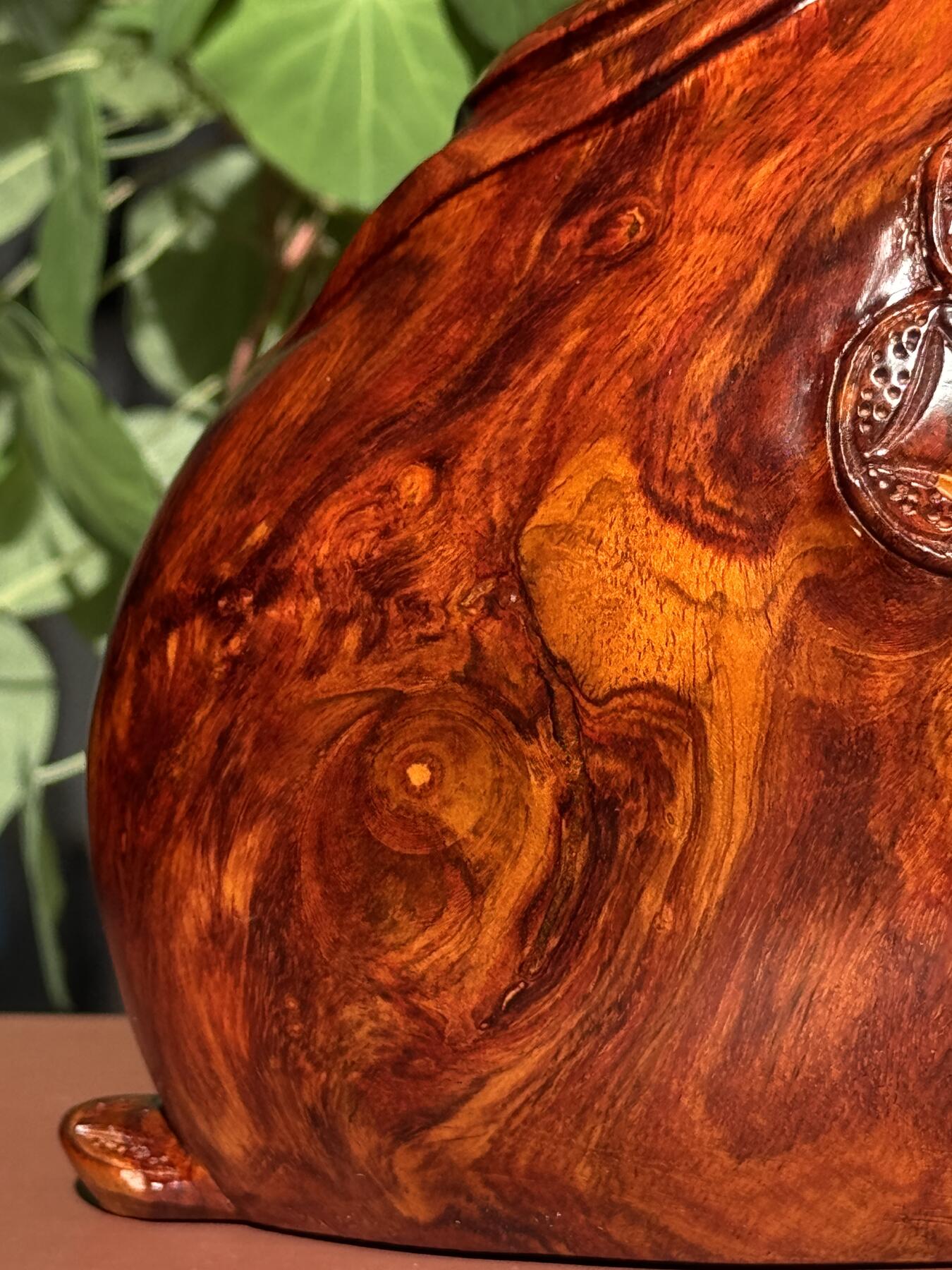 零元拍：越南黄花梨风水摆件钱袋子大摆件，满花精工。尺寸约：24/15CM。